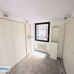 Rent 6 bedroom apartment of 150 m² in Genova