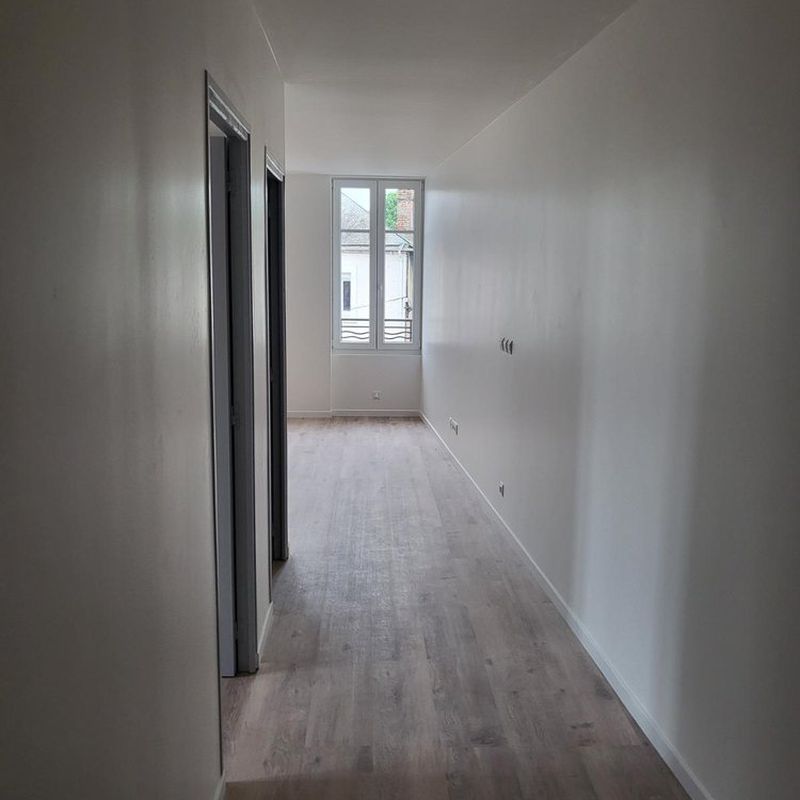 Location Appartement Cosne-Cours-sur-Loire 58200 Nièvre - 2 pièces  50 m2  à 520 euros