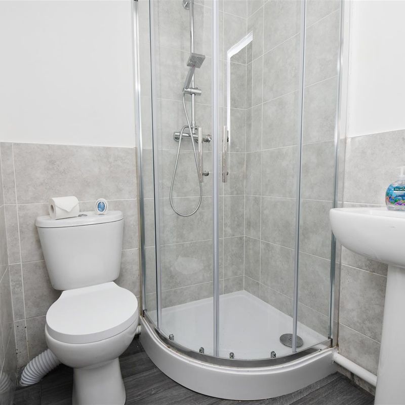 1 bed house share to rent in Bar Street, Burnley, BB10 (ref: 528040) | E&M Property Solutions Burnley Lane
