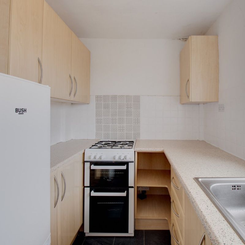 2 bed apartment to rent in Millfield Road, Bromsgrove, B61 Charford