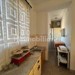 Affitto 1 camera casa di 80 m² in Catanzaro
