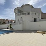 Rent 4 bedroom house of 140 m² in Rojales