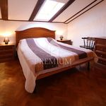 Najam 4 spavaće sobe stan od 100 m² u Opatija