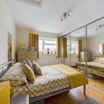Rent 5 bedroom house in Truro