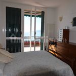 Rent 3 bedroom apartment of 150 m² in Lavagna