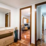 Rent 2 bedroom apartment of 65 m² in Sevilla