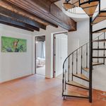 Rent 4 bedroom house of 300 m² in Funchal