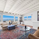 Rent 5 bedroom apartment of 268 m² in Newport Beach