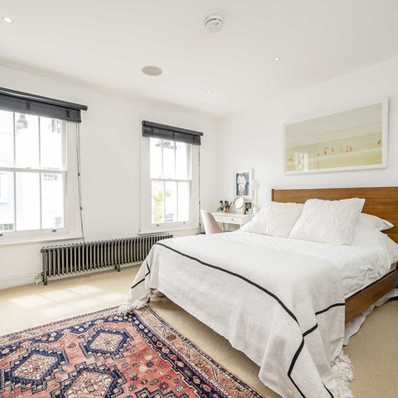 house for rent in Hillgate Place Hillgate Place, W8 Kensington