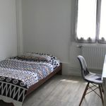 Appartement de 97 m² avec 5 chambre(s) en location à Chambéry