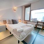 Rent 4 bedroom apartment of 102 m² in Madrid