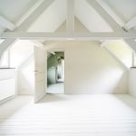 Rent 4 bedroom house of 366 m² in Ottignies-Louvain-la-Neuve