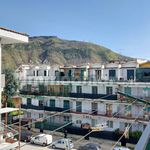 Rent 4 bedroom apartment of 110 m² in Naples