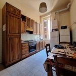 Affitto 5 camera appartamento di 209 m² in La Spezia