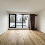 Huur 4 slaapkamer huis van 650 m² in Rhode-Saint-Genèse