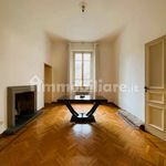 Rent 5 bedroom apartment of 241 m² in Firenze