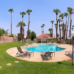 Rent 3 bedroom house of 160 m² in Palm Springs