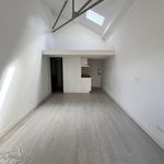 Appartement de 30 m² avec 1 chambre(s) en location à Poitiers