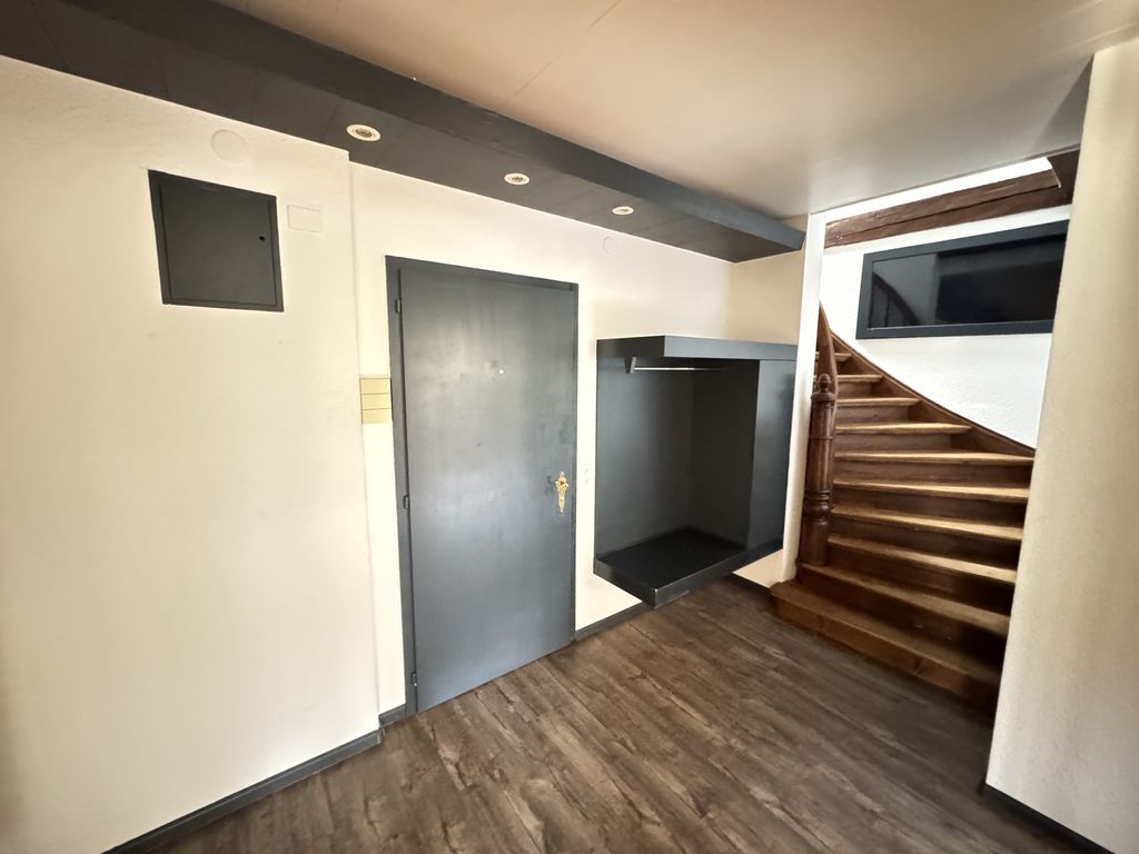 Rent 5 bedroom apartment in Crémines