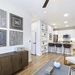 Rent 2 bedroom apartment of 118 m² in Texas