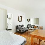 Rent 1 bedroom apartment of 26 m² in Paris 17e Arrondissement