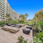 Rent 1 bedroom apartment of 79 m² in Miami Beach