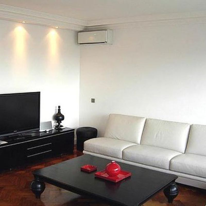 appartement meublé - 126 m 2 - 3 pièces - 2 chambres Paris 16ème