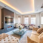 Rent 4 bedroom flat of 147 m² in London