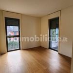 Affitto 4 camera appartamento di 153 m² in Vicenza