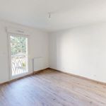 Rent 3 bedroom apartment of 72 m² in Chartres