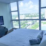 Rent 1 bedroom apartment of 662 m² in Miami Beach