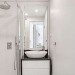 Rent 1 bedroom apartment of 42 m² in lisbon