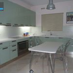 Rent 5 bedroom house of 380 m² in  Ρίο