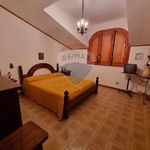 Rent 5 bedroom house of 450 m² in Monreale