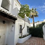 Rent 3 bedroom house of 340 m² in Marbella