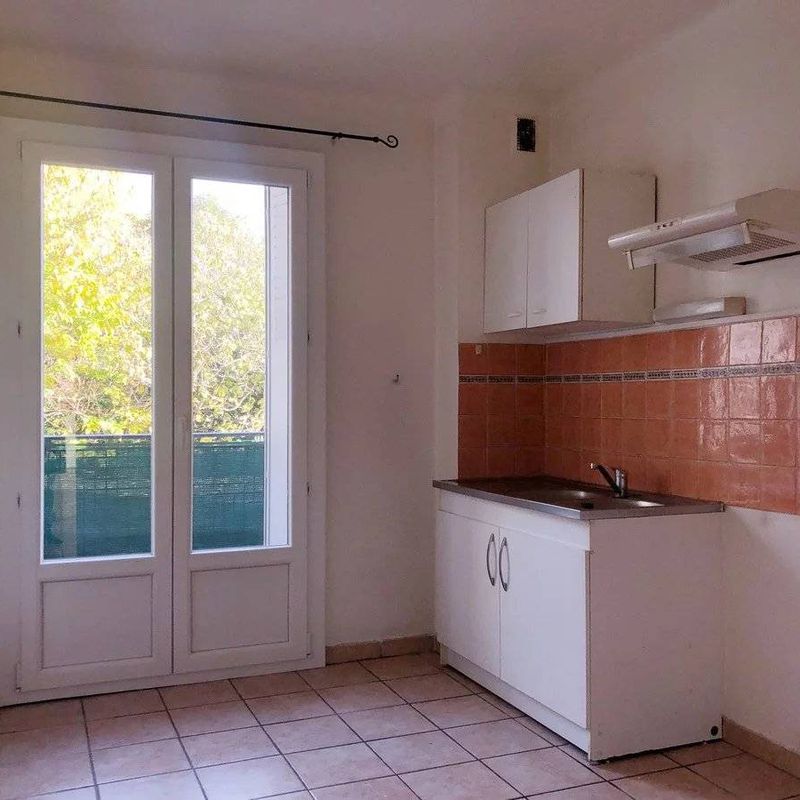 Rental apartment Aix-en-Provence, 2 rooms, 1 bedroom, 53.72 m², €747 / Month (Fees included)