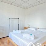 Rent 4 bedroom apartment of 65 m² in Marseille