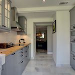 Rent 3 bedroom apartment of 210 m² in Marbella