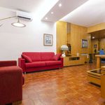 Affitto 3 camera appartamento di 160 m² in Bologna