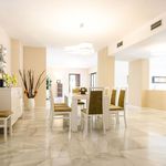 Rent 5 bedroom house of 741 m² in Marbella