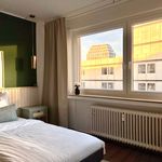 Rent 2 bedroom apartment of 90 m² in Düsseldorf