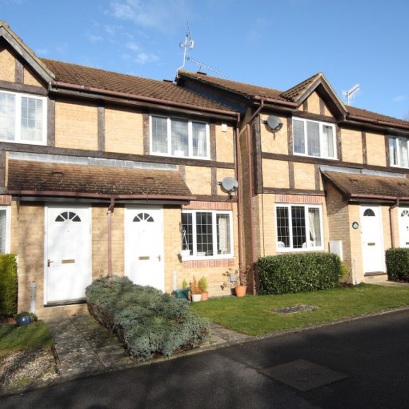 To Let £1,500pcm (Fees Apply) Knaphill, Woking