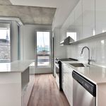 Appartement de 871 m² avec 2 chambre(s) en location à Montreal