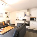 Rent 1 bedroom apartment of 40 m² in Levallois-Perret