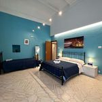 Rent 1 bedroom apartment of 150 m² in Genova