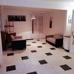 Rent 6 bedroom house of 169 m² in ETAMPES