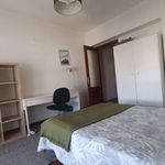 Rent a room of 120 m² in Vigo