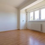 Huur 4 slaapkamer appartement van 150 m² in Sterrebeek