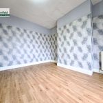 Rent 3 bedroom apartment in Huddersfield