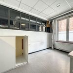 Huur 1 slaapkamer appartement van 710 m² in Bruxelles